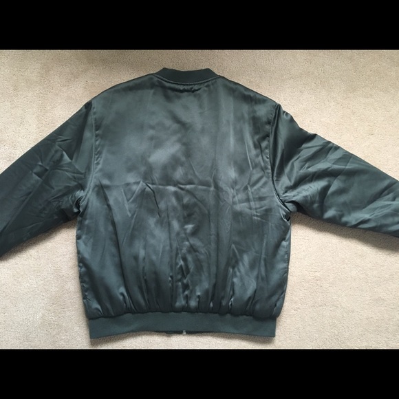 Zara | Green, satin-effect bomber jacket | Small - Picture 3 of 4